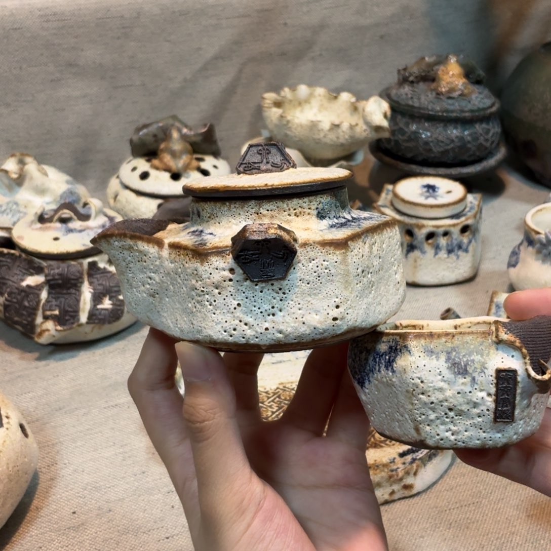 早***0补差价换一壶一杯