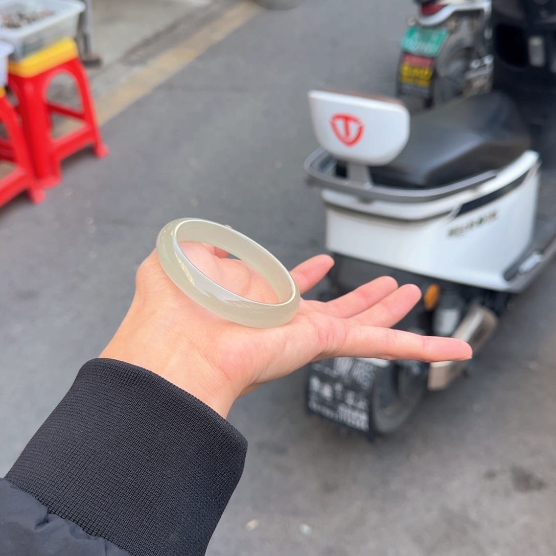 未镶嵌手镯东陵石