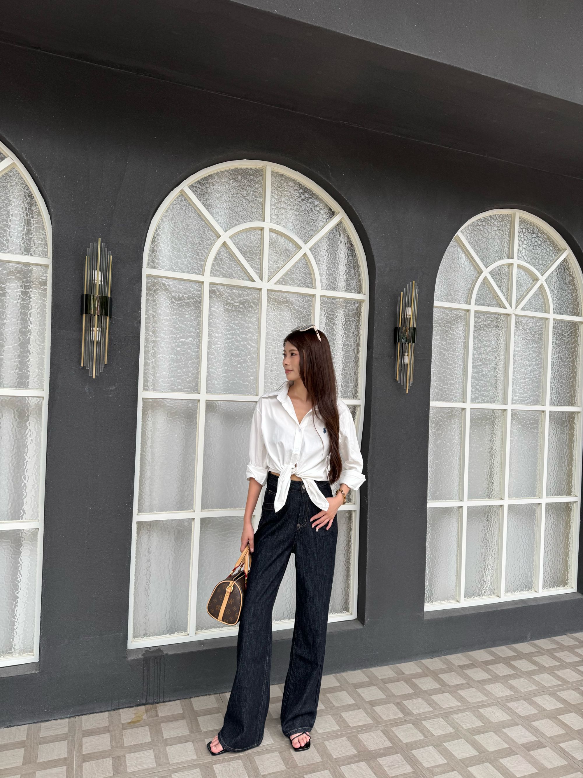 25款秋季韩版时尚极简显瘦百搭中高腰不贴腿设计感窄版直筒裤