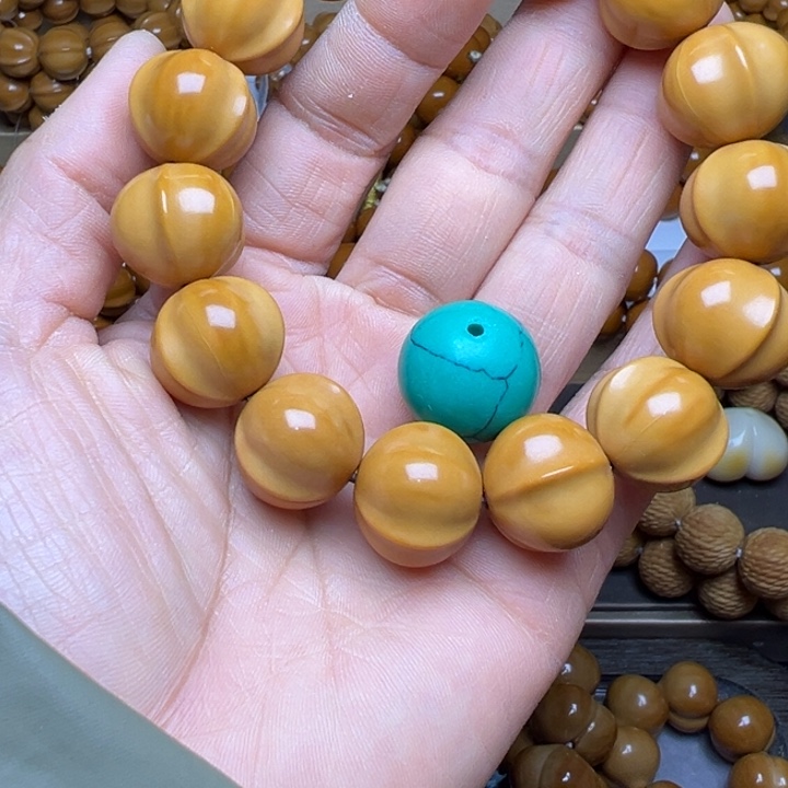 吊坠橄榄核聚宝盆