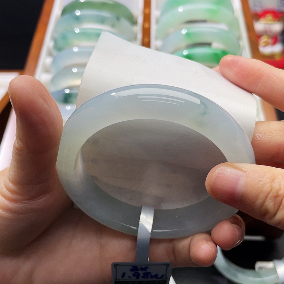 翡翠未镶嵌手镯56.6冰胶蓝