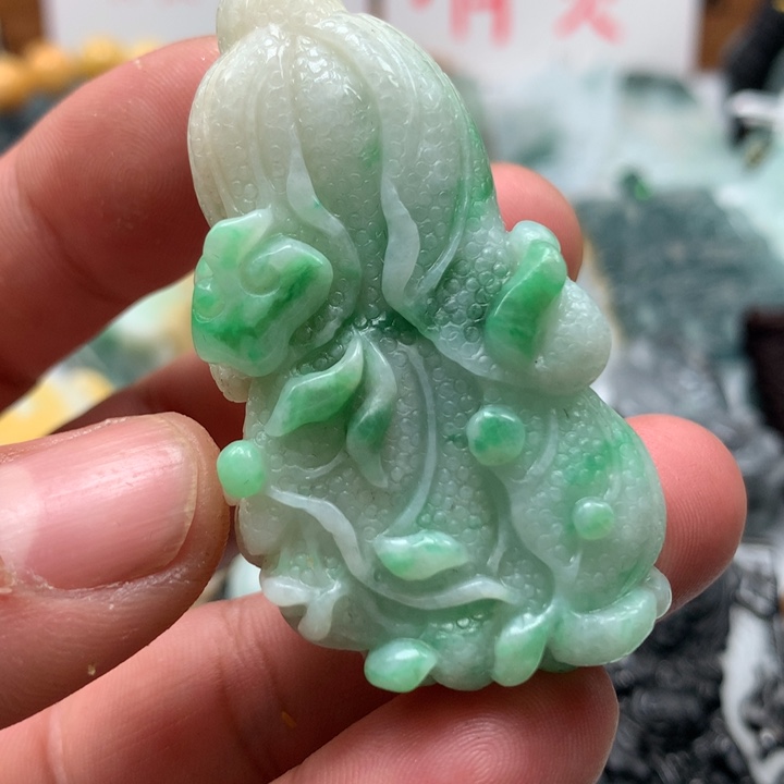 翡翠颈饰未镶嵌保真天然A货翡翠