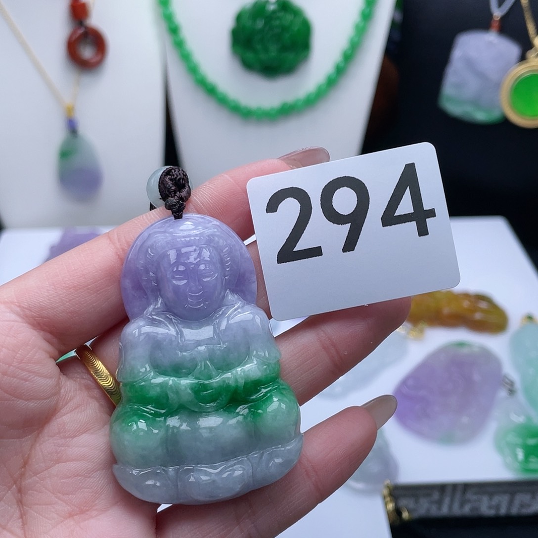 翡翠吊坠(赠链)未镶嵌