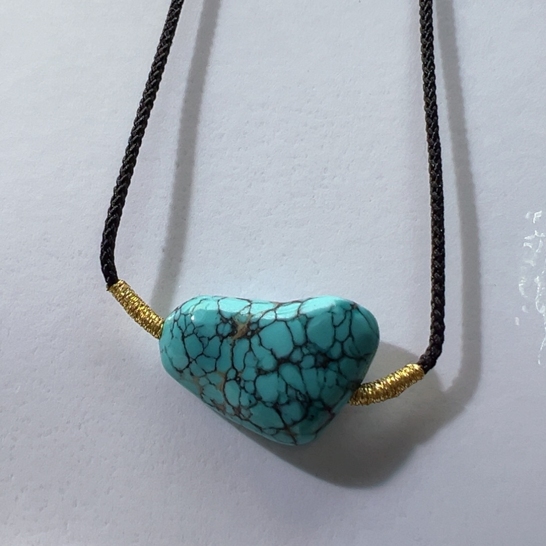 绿松石未镶嵌挂件