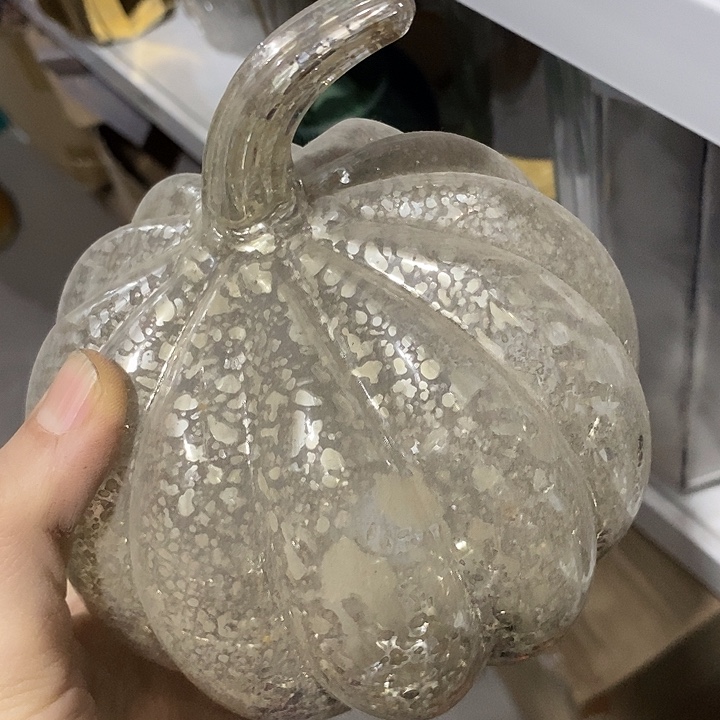 玻璃手工测量会有误差18x18