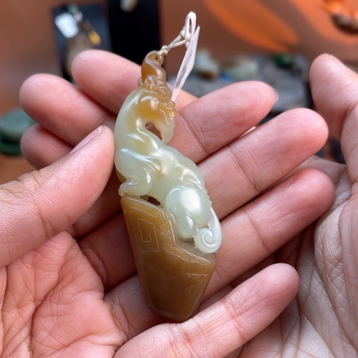 和田玉吊坠(不含链)未镶嵌