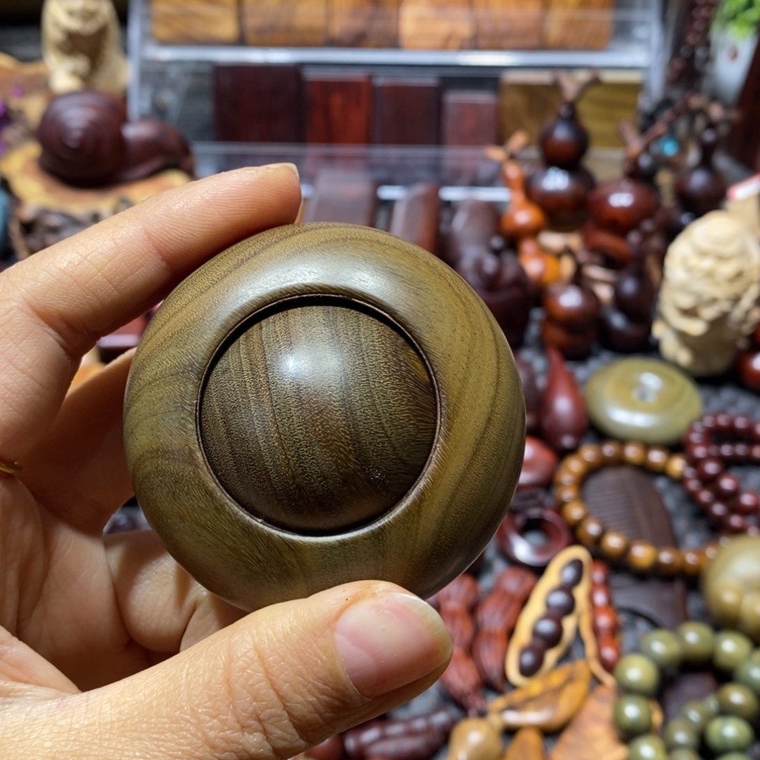 木L***y绿檀木时来运转