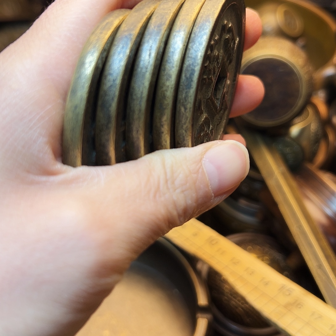 精美铜器工艺品等