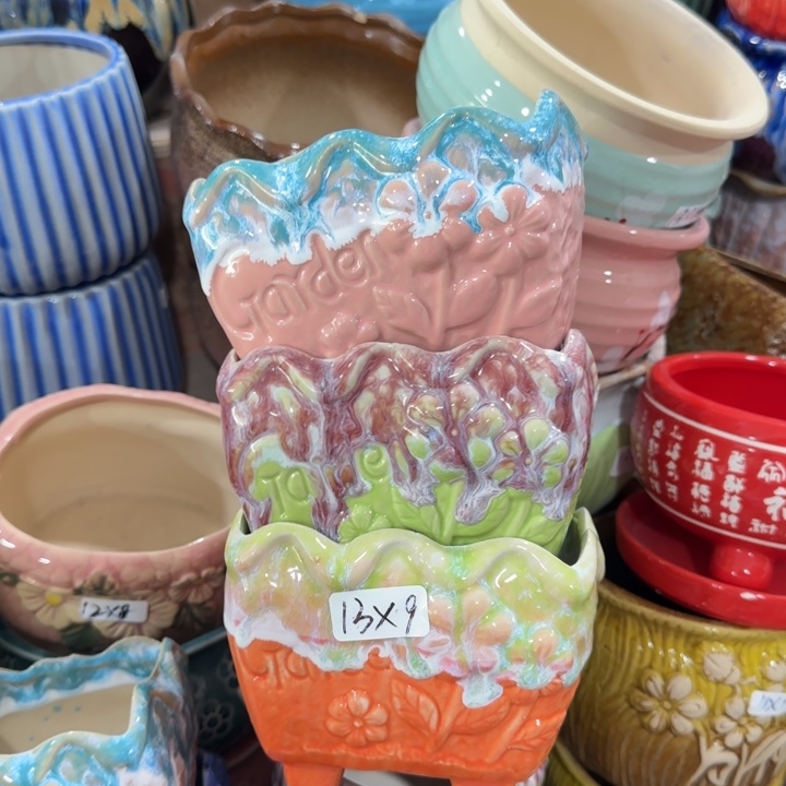 凑9块包邮，有孔，陶瓷花盆