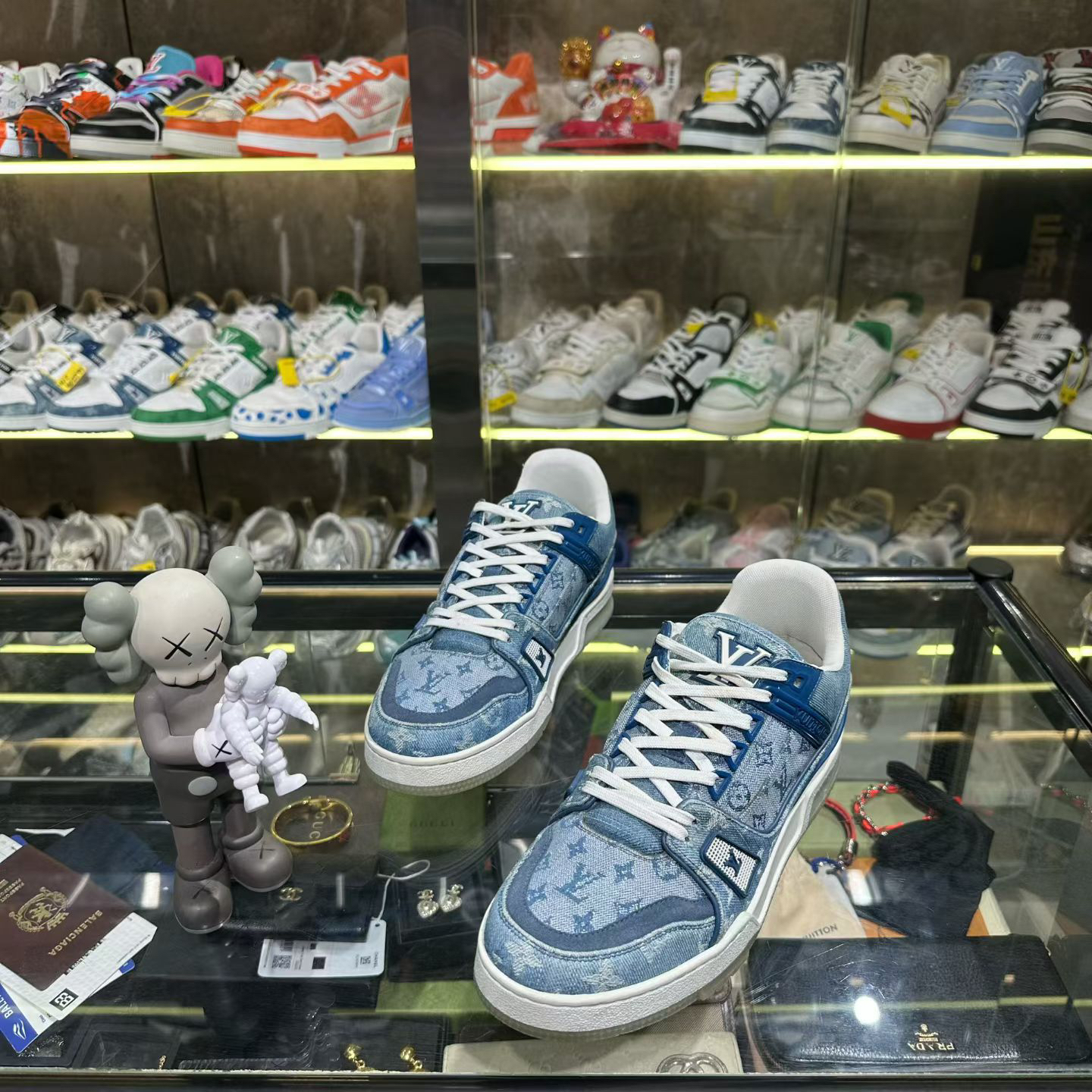 99新 LouisVuitton/路易威登 41码/时尚/潮流/蓝牛仔jm01844原盒