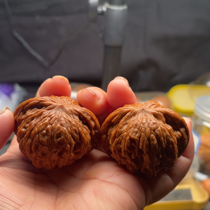 文玩核桃把件全品磨盘48