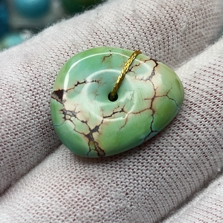 绿松石未镶嵌天然原矿 地大质检