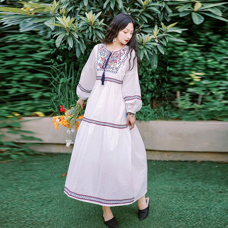 【现货+运费险】民族风刺绣连衣裙重工绣花防晒长袖穿搭复古Y92