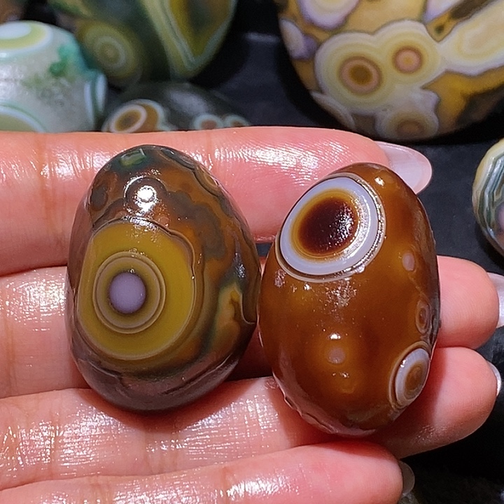 (***念玛瑙/玉髓未镶嵌珠宝奇石