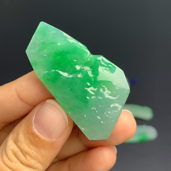 定制翡翠未镶嵌吹****绿货