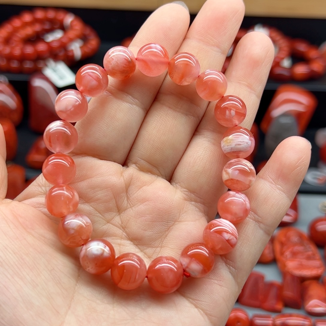 南红玛瑙配饰未镶嵌