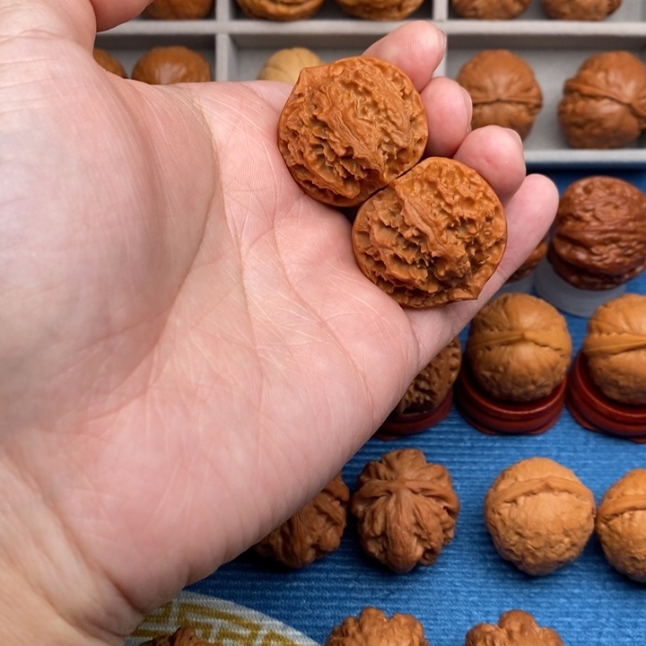 文玩核桃把件花王