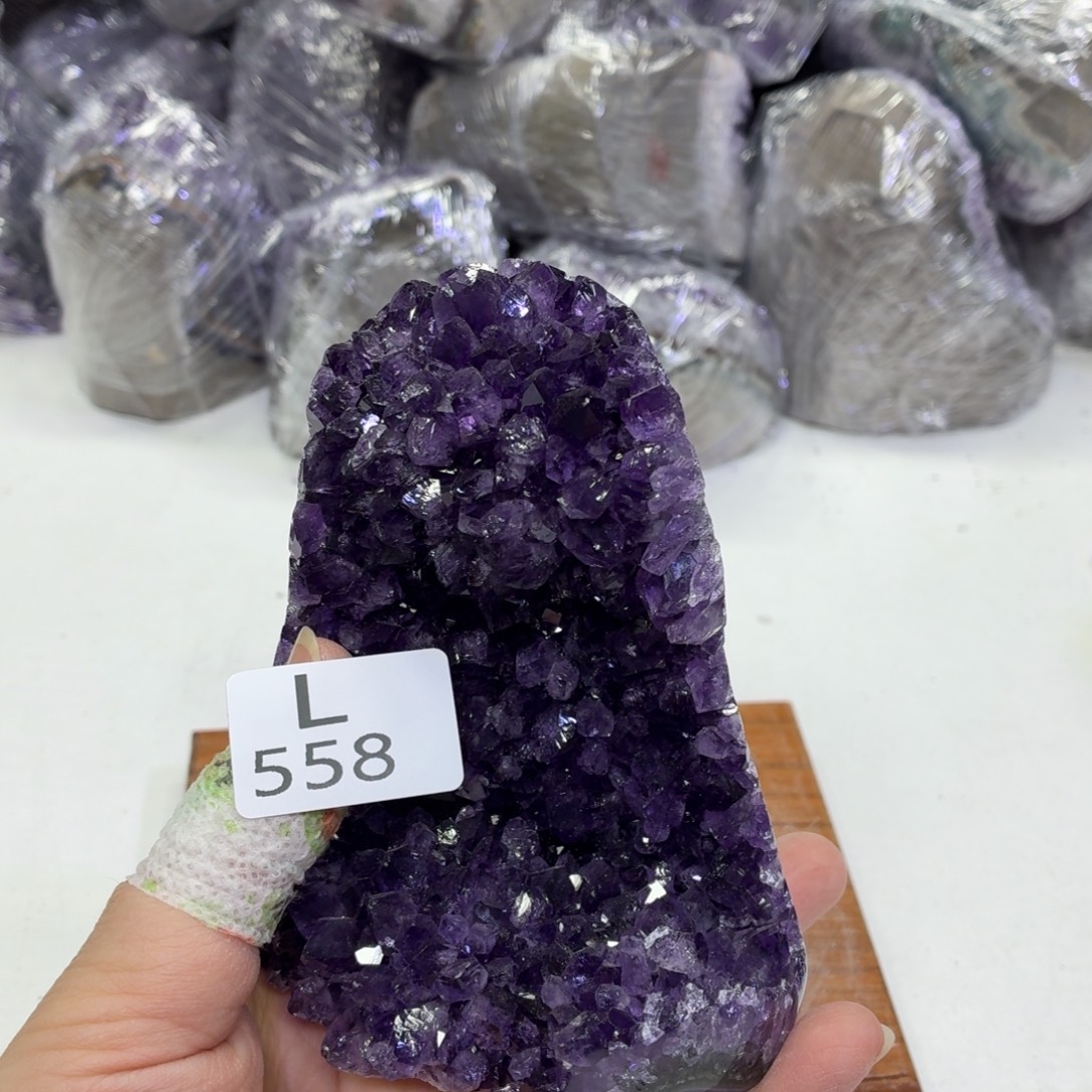 水晶摆件未镶嵌天然紫水晶