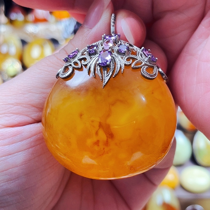 银S925镶嵌琥珀裸石吊坠