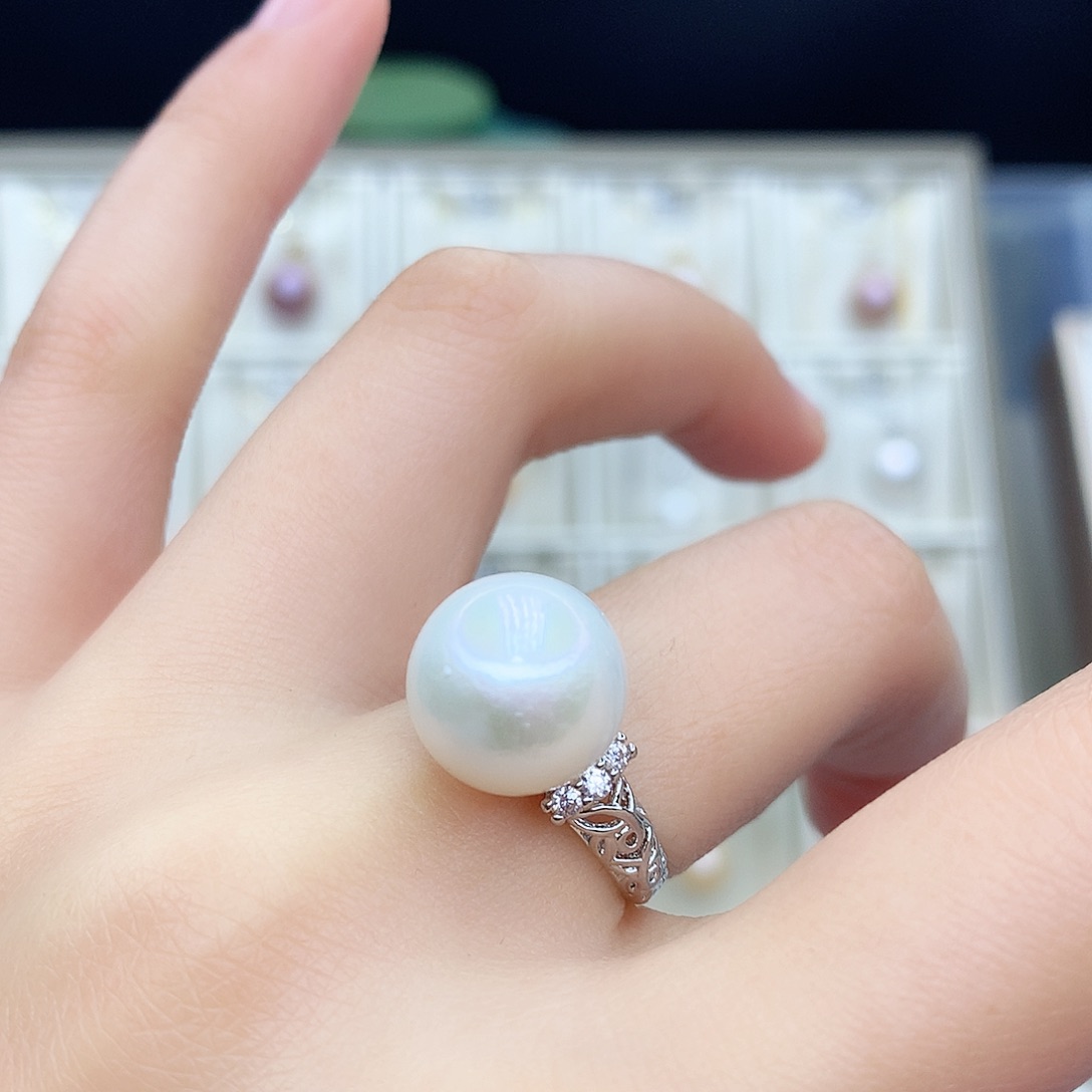 淡水珍珠颈饰合金