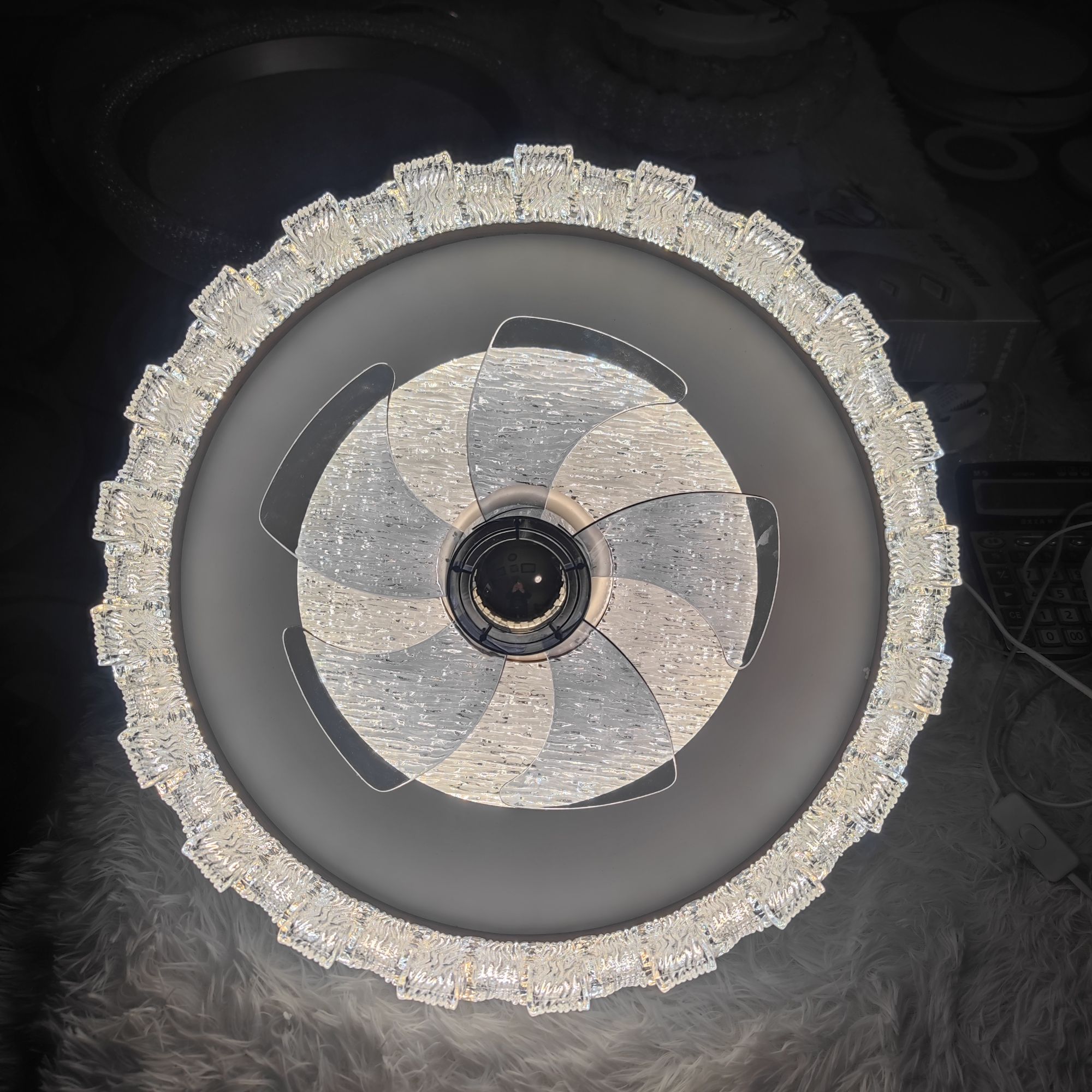 新款风扇灯卧室冰雕风扇灯亚克力房间灯