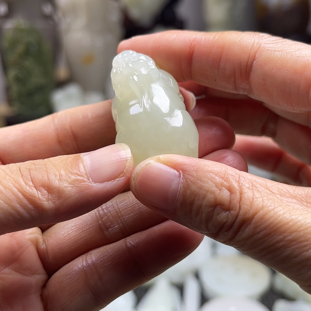 和田玉（糖玉）未镶嵌挂件