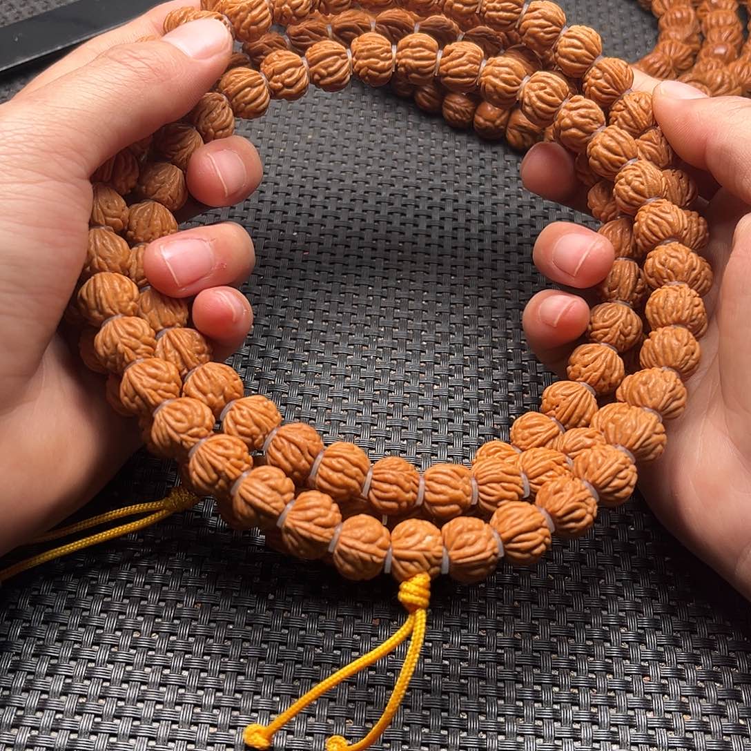 吊坠桃核小金豆脖挂