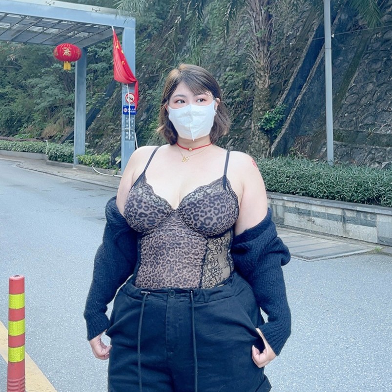 180的陈橙橙【豹力美学】大码辣妹野性蕾丝带胸垫设计感豹纹吊带