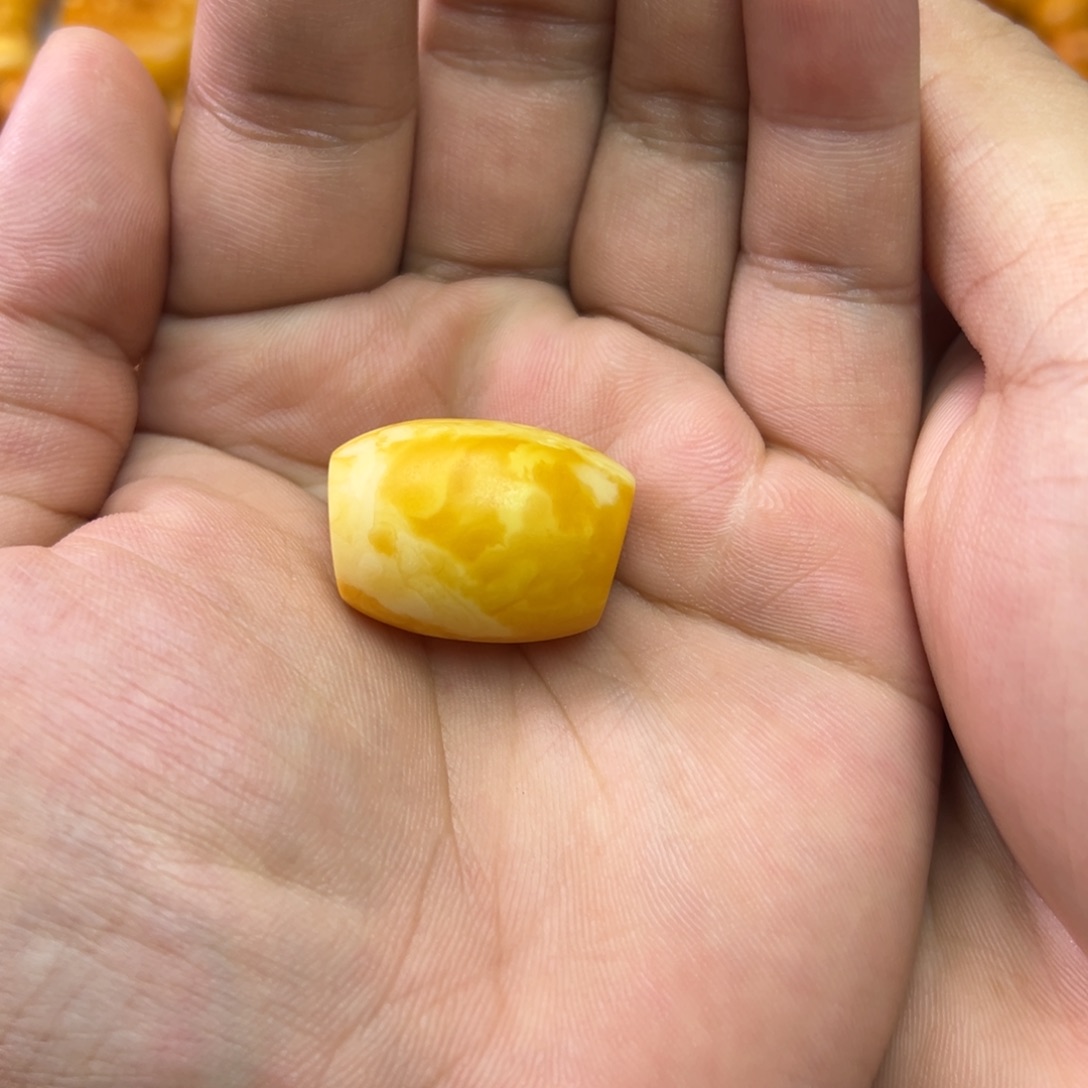 未镶嵌吊坠(不含链)蜜蜡