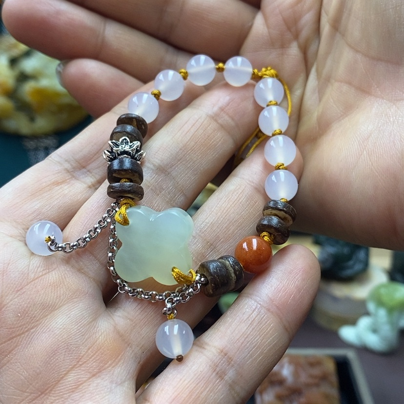 【闪购商品】蛇纹石玉手牌未镶嵌