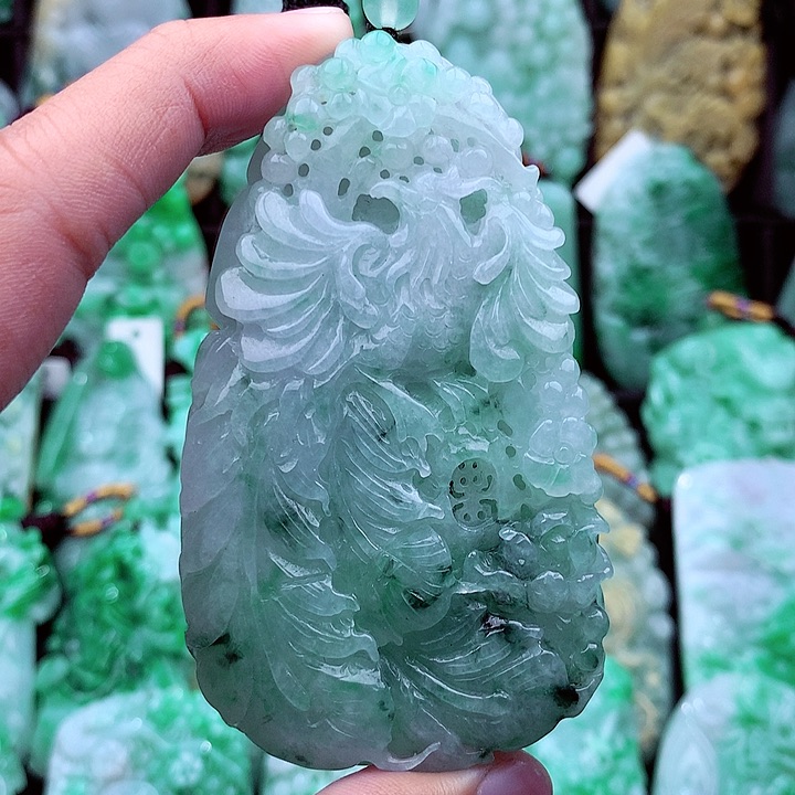 翡翠吊坠(不含链)未镶嵌