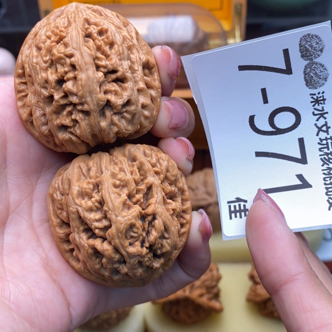 文玩核桃把件43粗筋