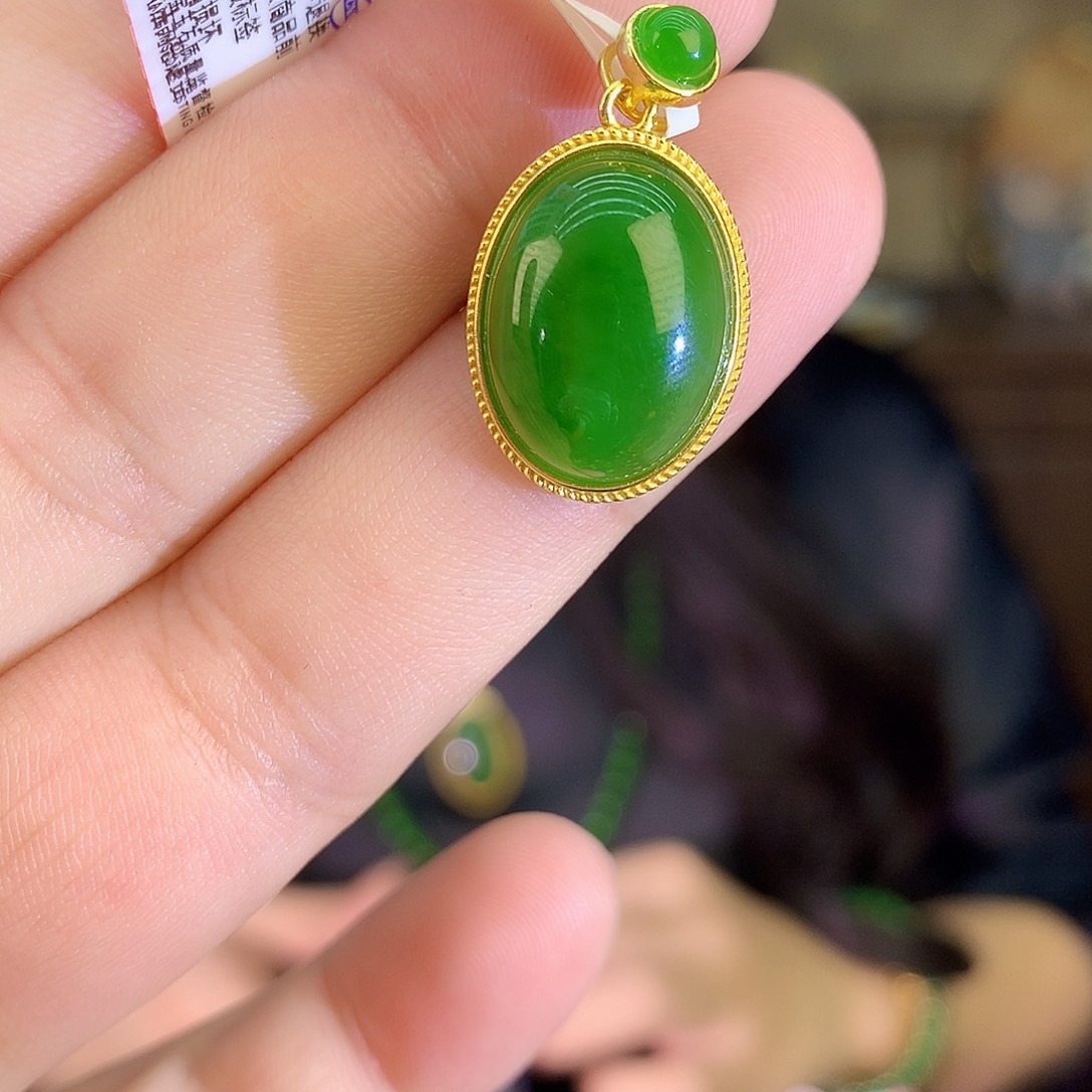 吊坠(不含链)银S925镶嵌和田玉（碧玉）带黑点