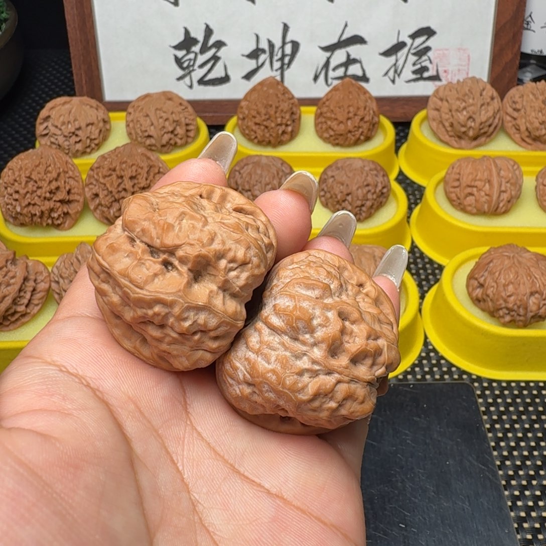 文玩核桃吊坠39蛤蟆头