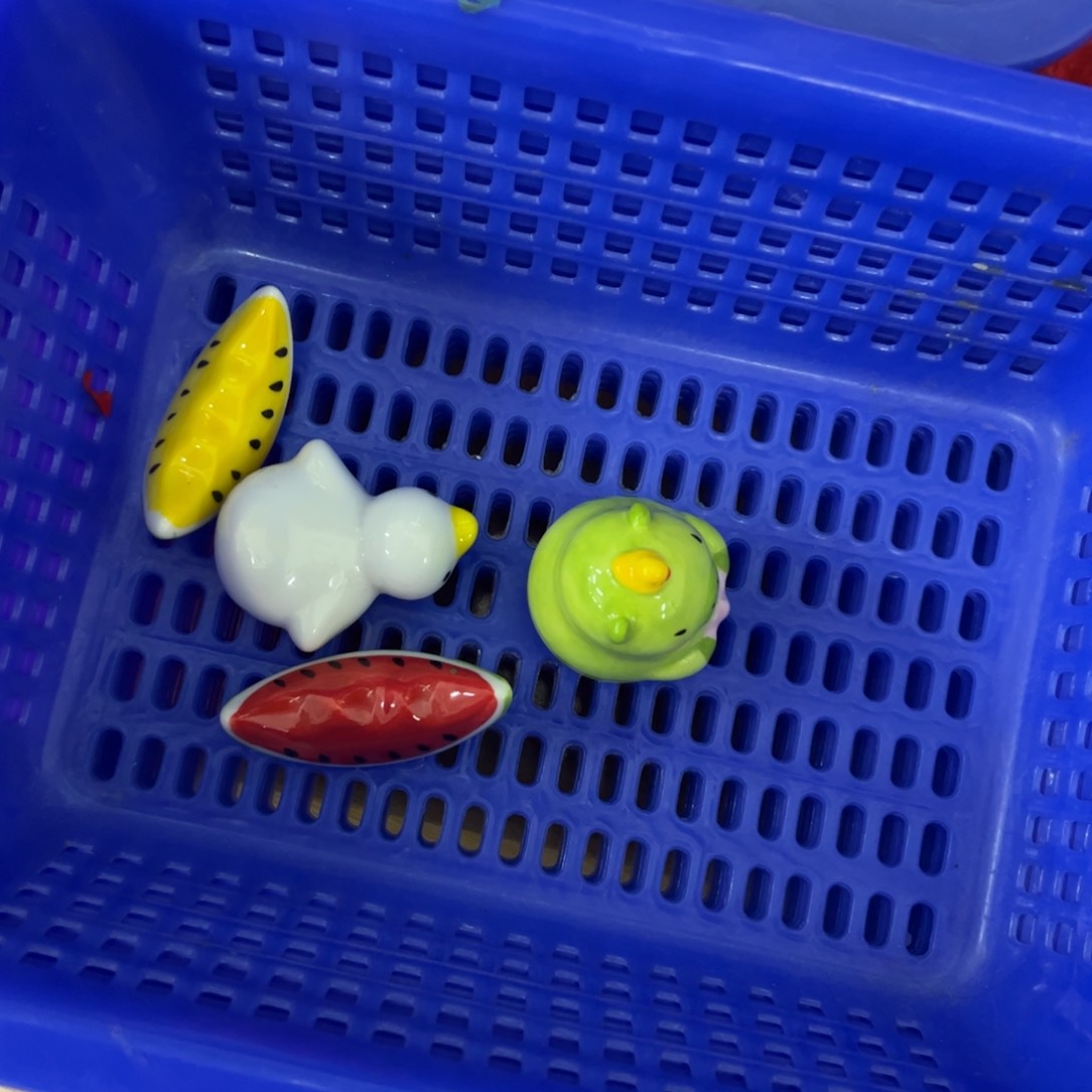 紫砂1猪*霞陶瓷瑕疵磕碰封釉，完美主义者慎拍！