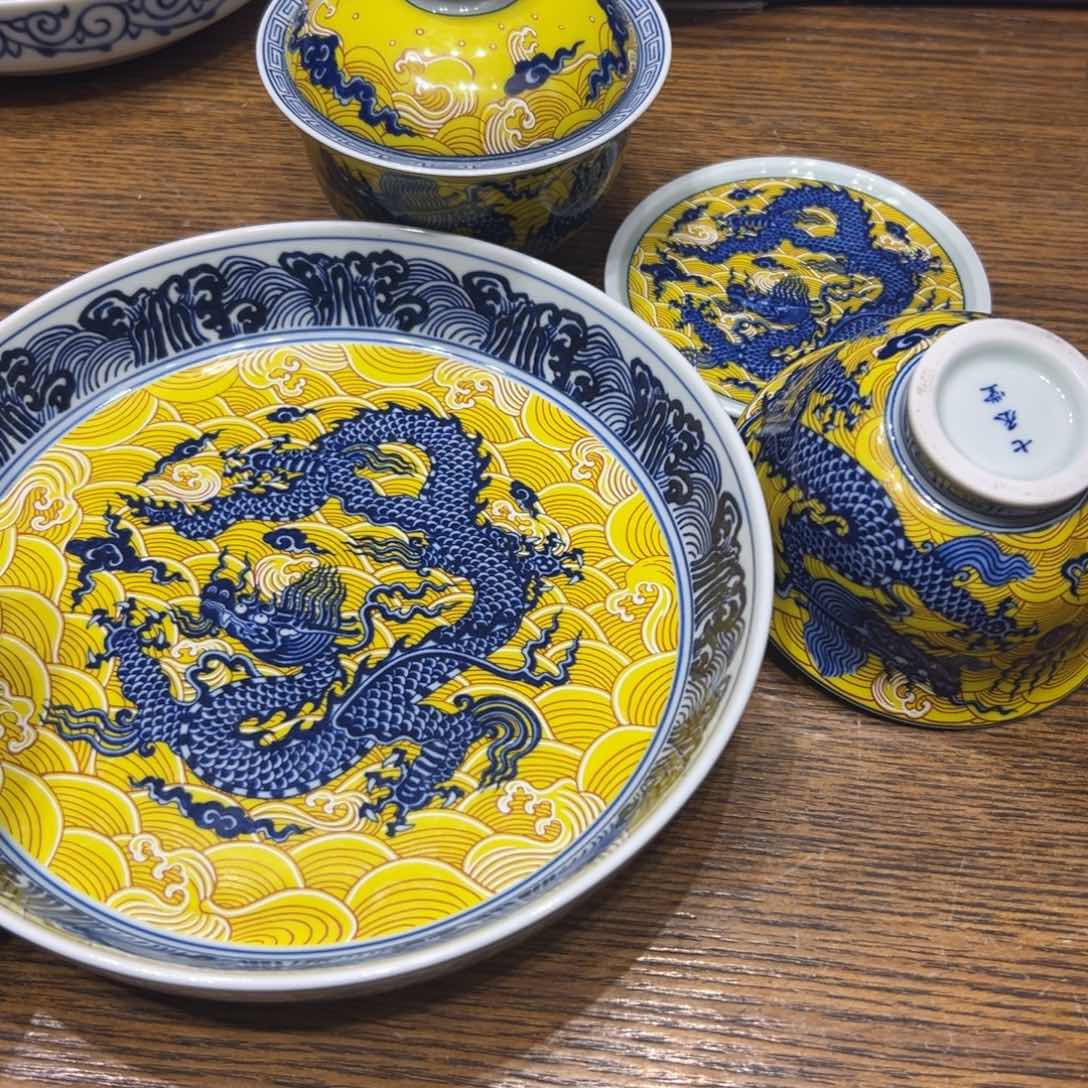 景德镇瓷器精品陈列展品