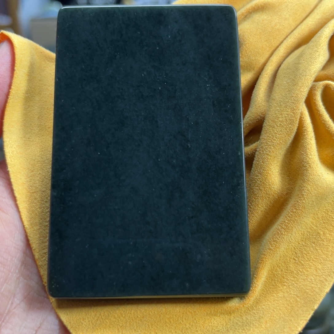 大***o和田玉未镶嵌颈饰