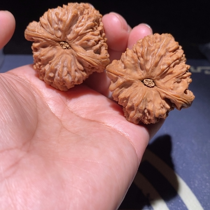 吊坠文玩核桃南疆石