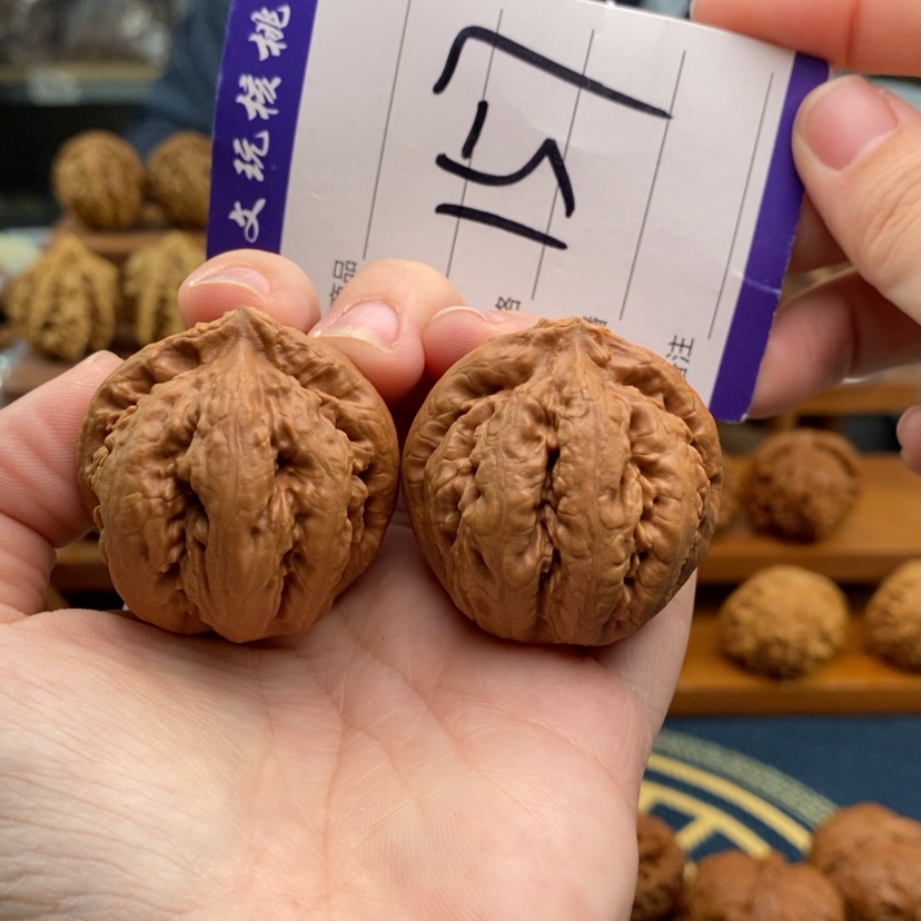 【闪购商品】文玩核桃吊坠38霸王龙