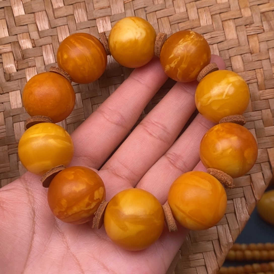 未镶嵌蜜蜡裸石蜜蜡