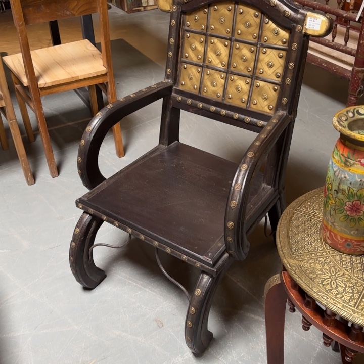 谢***姨家居用品等行业的发展