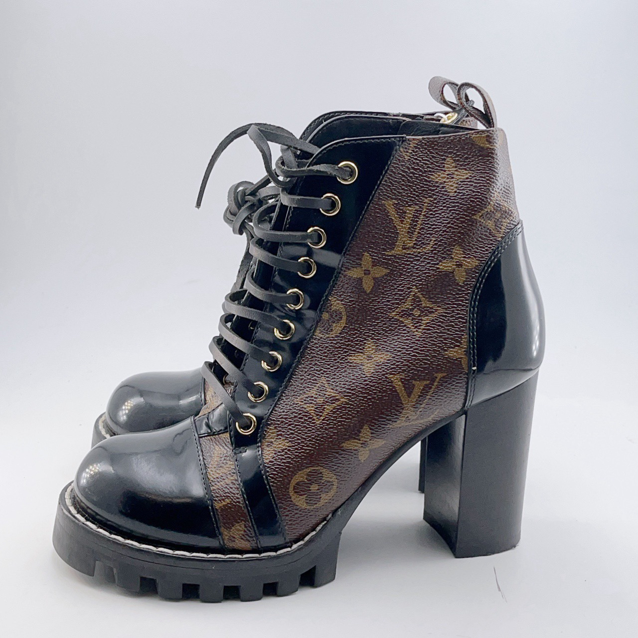 99新 LouisVuitton/路易威登 37码-39码/98新/黑老花高跟靴