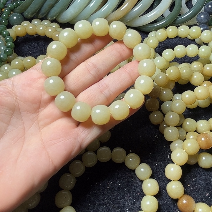 大***。和田玉未镶嵌手串14