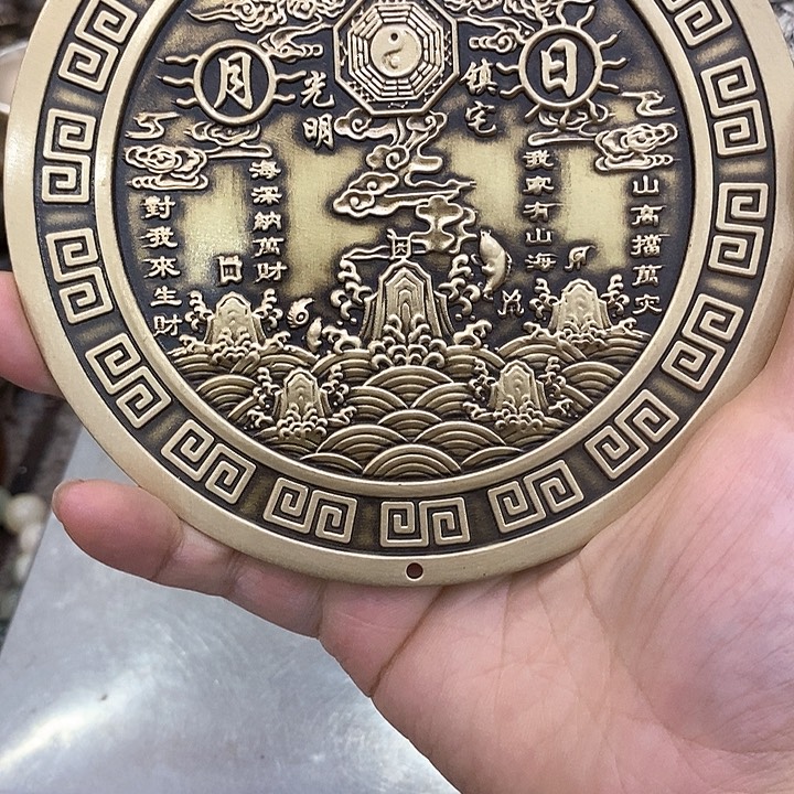 铜器工艺品一个一个