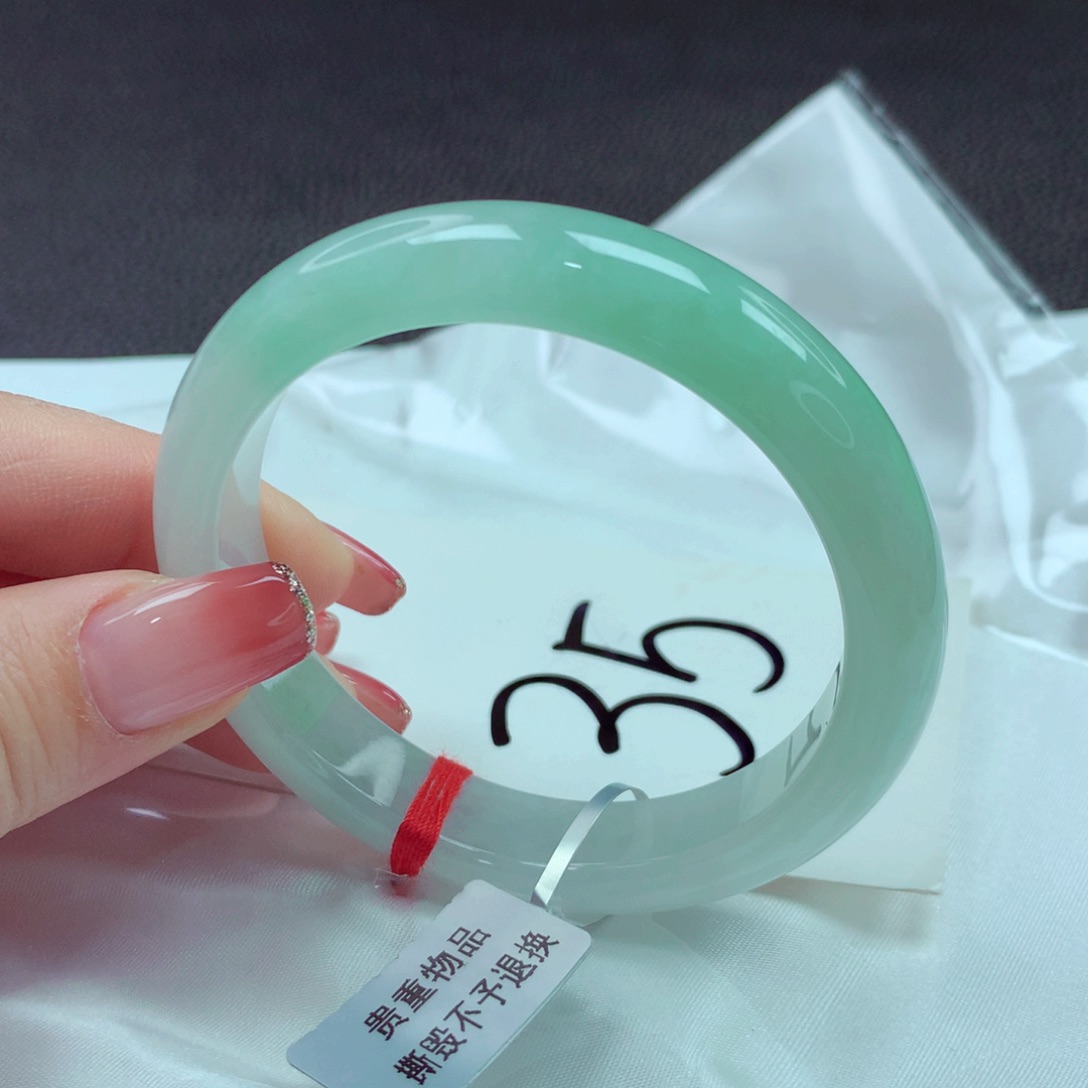 翡翠手镯未镶嵌手镯55