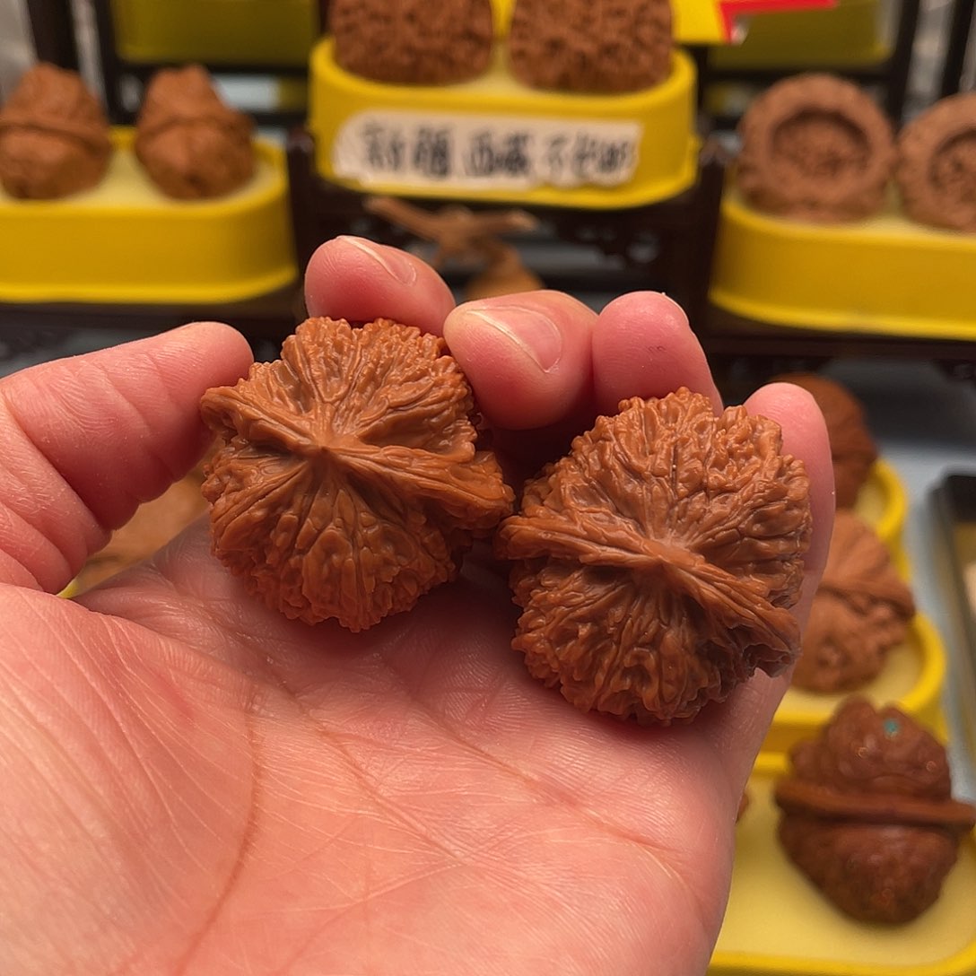 吊坠文玩核桃边*生137狮子头