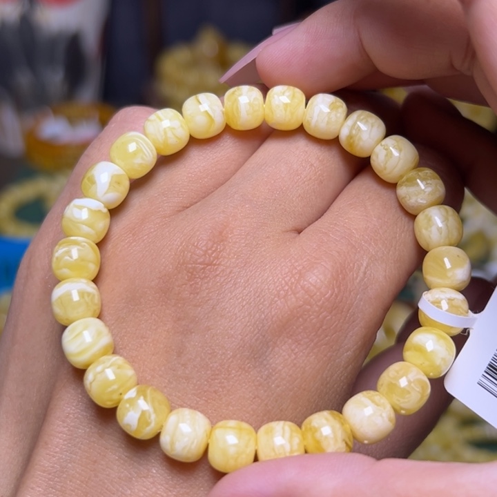 未镶嵌琥珀珠宝奇石