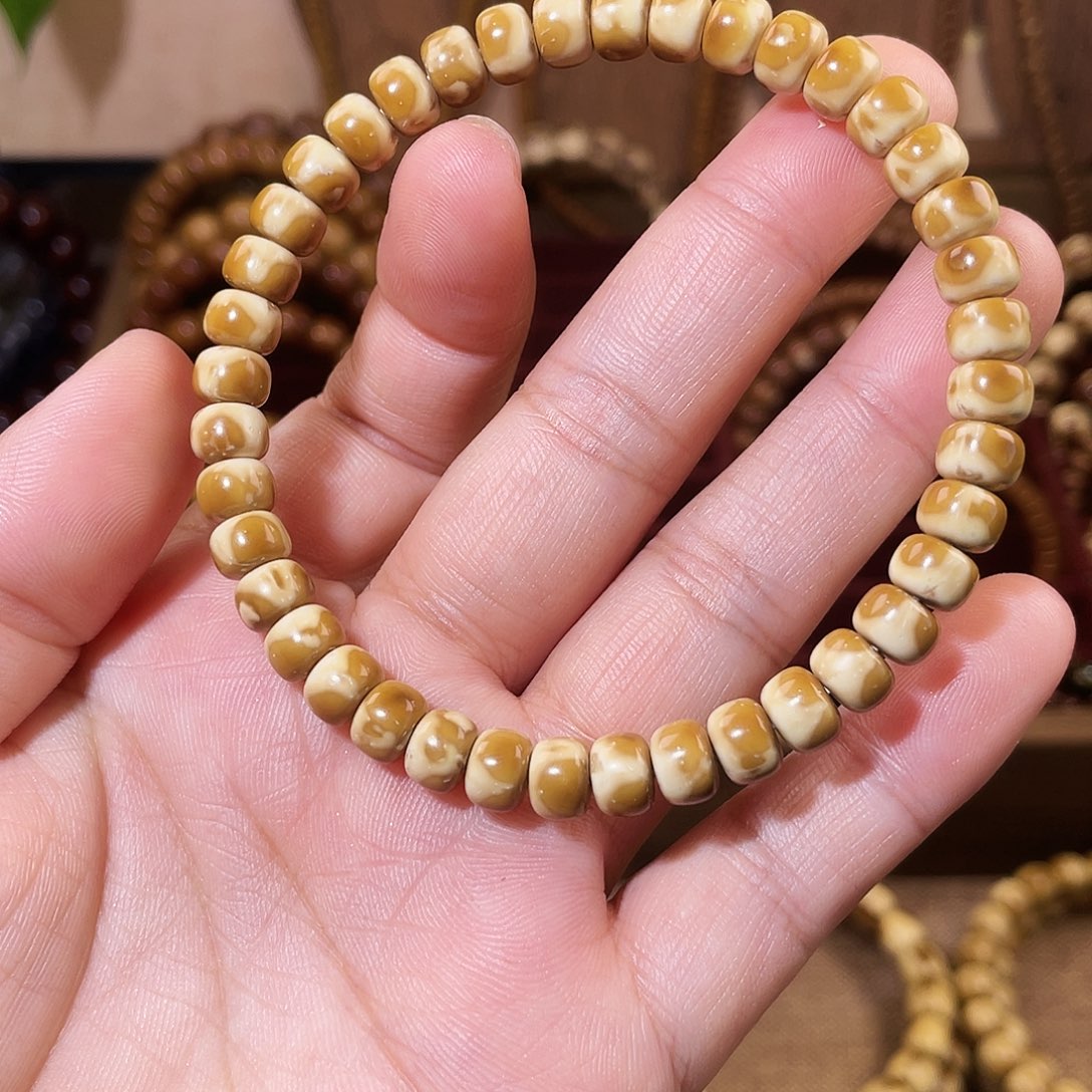 周***见手串紫金鼠紫金鼠纯肉花鼠奶盖白