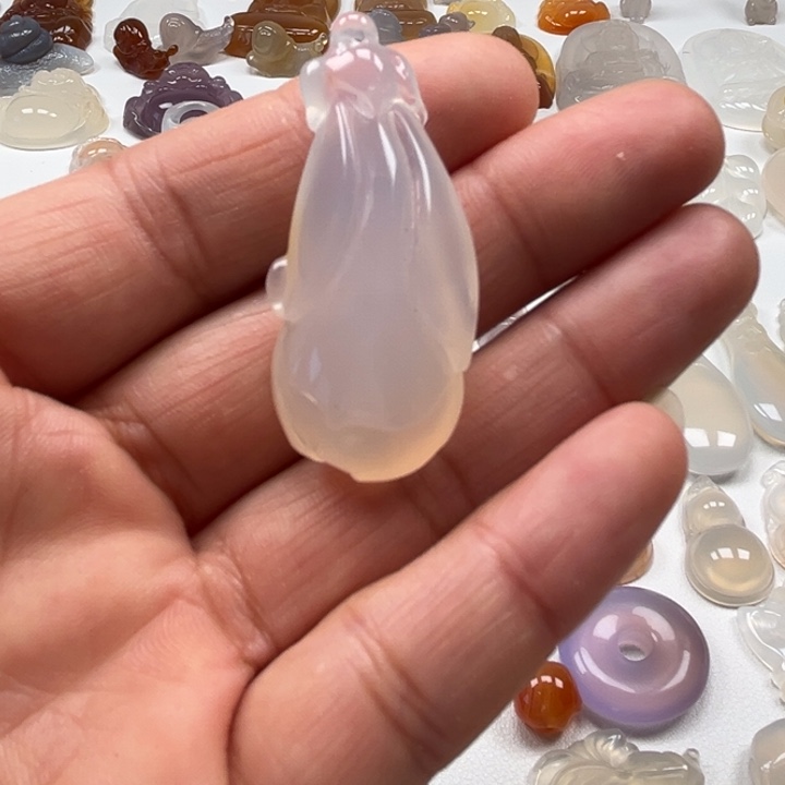 玛瑙/玉髓未镶嵌颈饰