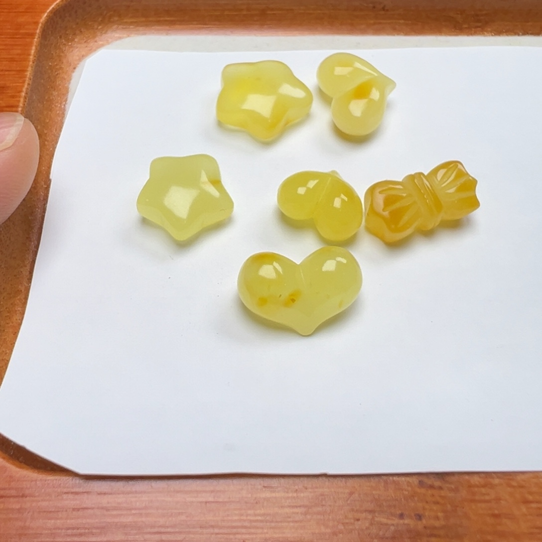 未镶嵌吊坠(不含链)琥珀